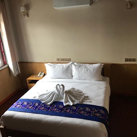 Silver Lake Hotel Nyaung Shwe Exterior foto