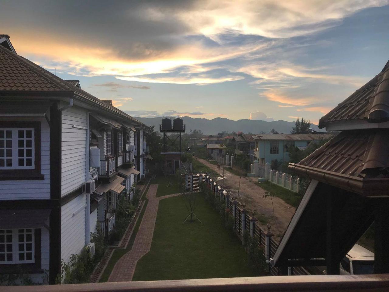 Silver Lake Hotel Nyaung Shwe Exterior foto